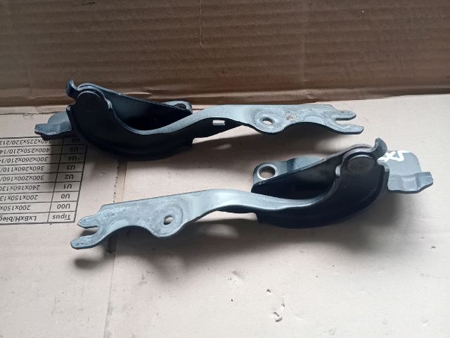 bontott MAZDA CX-5 Motorháztető Zsanér Pár