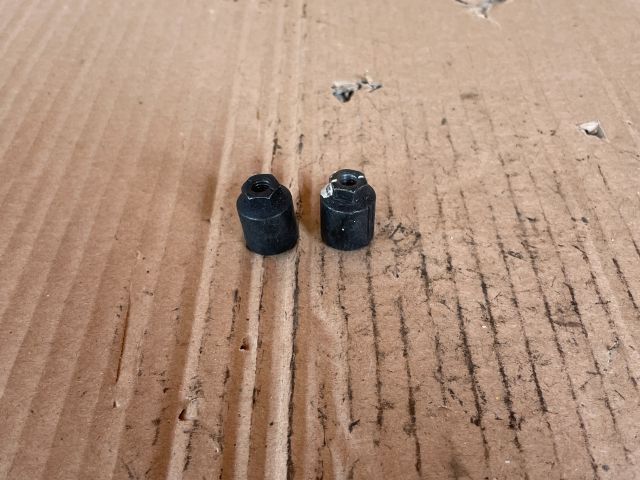 bontott MAZDA CX-5 Porlasztó Lefogató