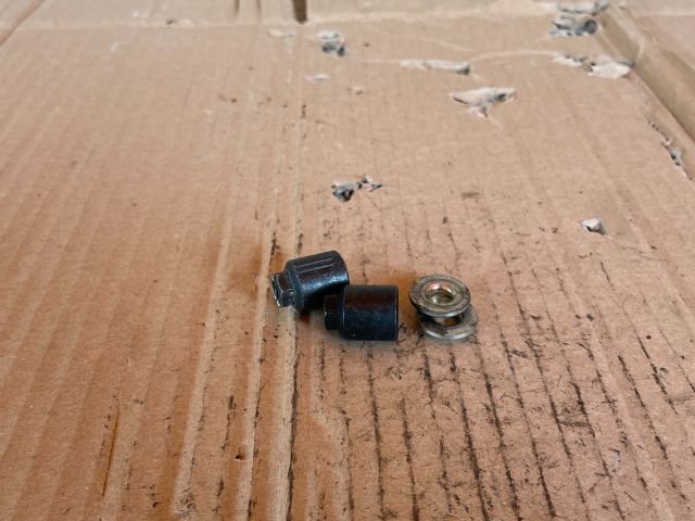 bontott MAZDA CX-5 Porlasztó Lefogató