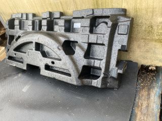 bontott MAZDA CX-5 Pótkerék Szerszámtartó