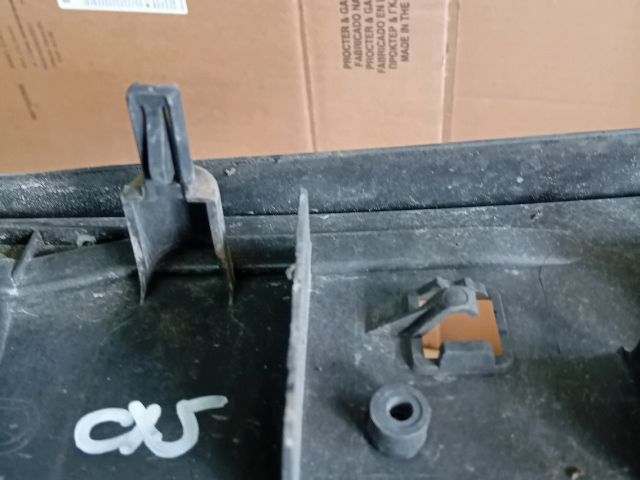 bontott MAZDA CX-5 Rendszámtábla Tartó