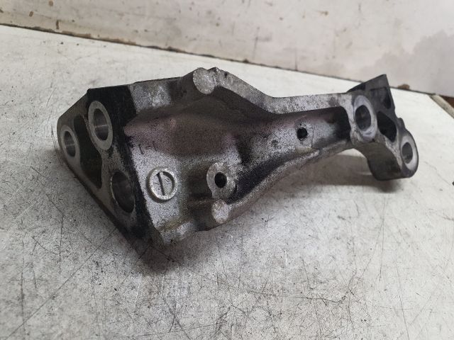 bontott MAZDA CX-5 Tartó Bak