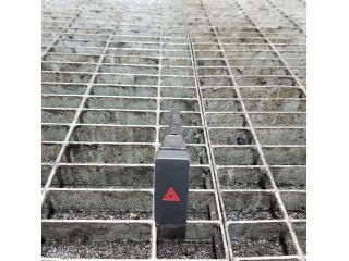 bontott MAZDA CX-5 Vészvillogó Kapcsoló