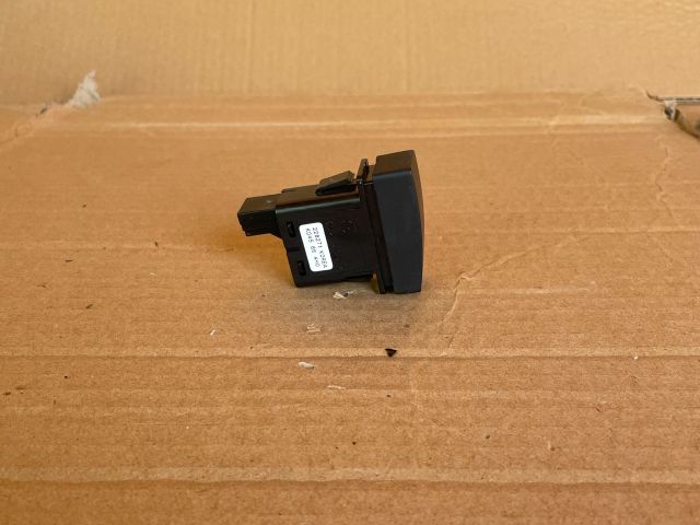 bontott MAZDA CX-5 Vészvillogó Kapcsoló