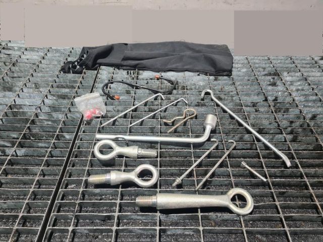 bontott MAZDA CX-5 Vonóhorog