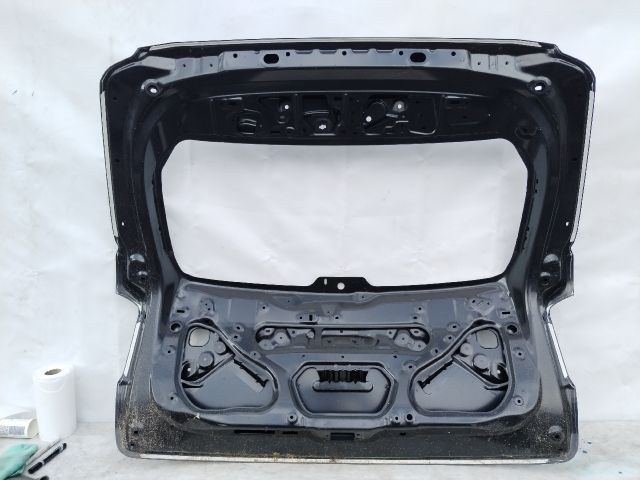 bontott MAZDA CX-60 Csomagtérajtó (Üres lemez)