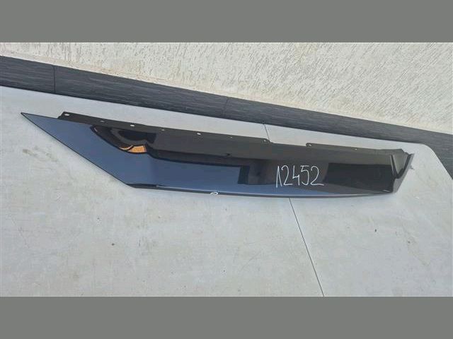 bontott MAZDA CX-60 Első Lökhárító Díszléc