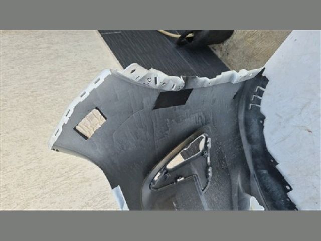 bontott MAZDA CX-60 Első Lökhárító (Üresen)