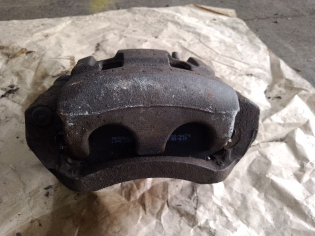 bontott MAZDA CX-7 Bal első Féknyereg Munkahengerrel