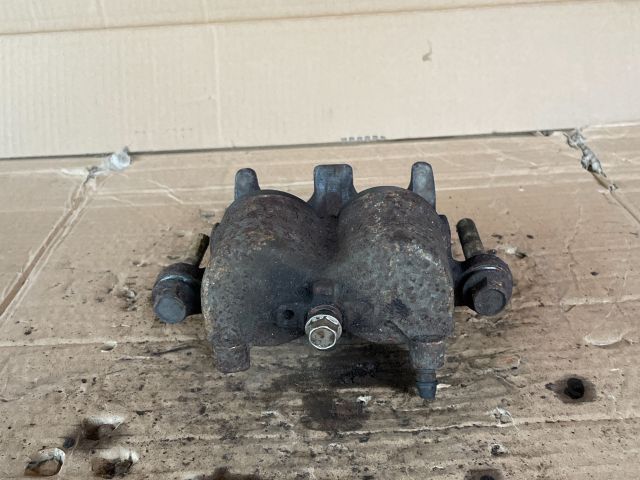 bontott MAZDA CX-7 Bal első Féknyereg Munkahengerrel