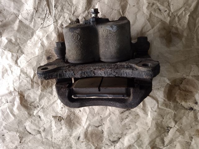 bontott MAZDA CX-7 Bal első Féknyereg Munkahengerrel