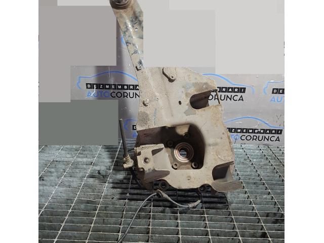 bontott MAZDA CX-7 Bal hátsó Csonkállvány