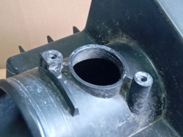 bontott MAZDA CX-7 Légszűrő Ház