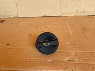 bontott MAZDA CX-7 Olajbeöntő Sapka