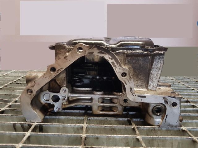 bontott MAZDA CX-7 Olajteknő