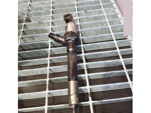 bontott MAZDA CX-7 Porlasztó (1 db)