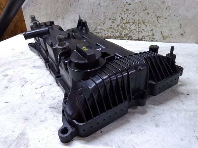 bontott MAZDA CX-7 Szelepfedél