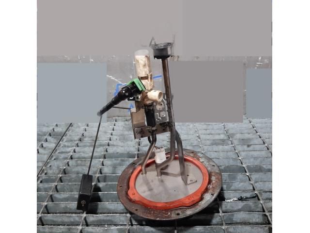 bontott MAZDA CX-7 Üzemanyagszint Jeladó