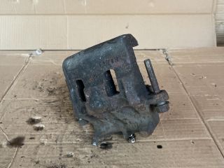 bontott MAZDA CX-7 Jobb első Féknyereg Munkahengerrel