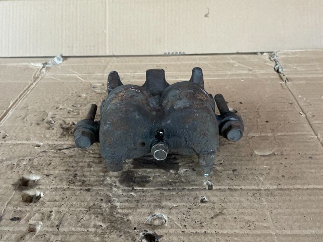 bontott MAZDA CX-7 Jobb első Féknyereg Munkahengerrel