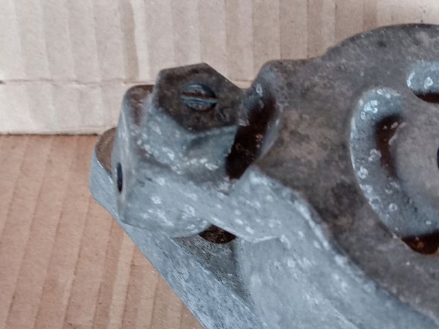 bontott MAZDA CX-7 Szíjfeszítő Görgő