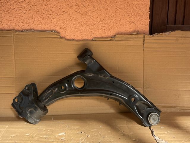 bontott MAZDA CX-7 Bal első Lengőkar