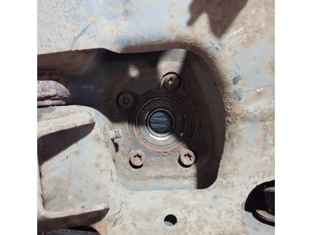 bontott MAZDA CX-7 Bal hátsó Csonkállvány