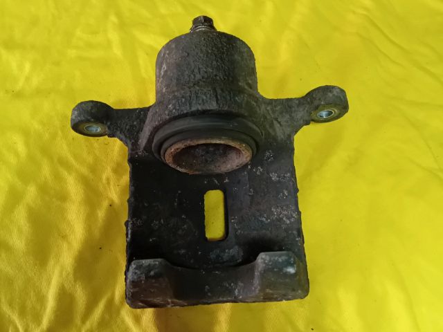 bontott MAZDA CX-7 Bal hátsó Féknyereg Munkahengerrel