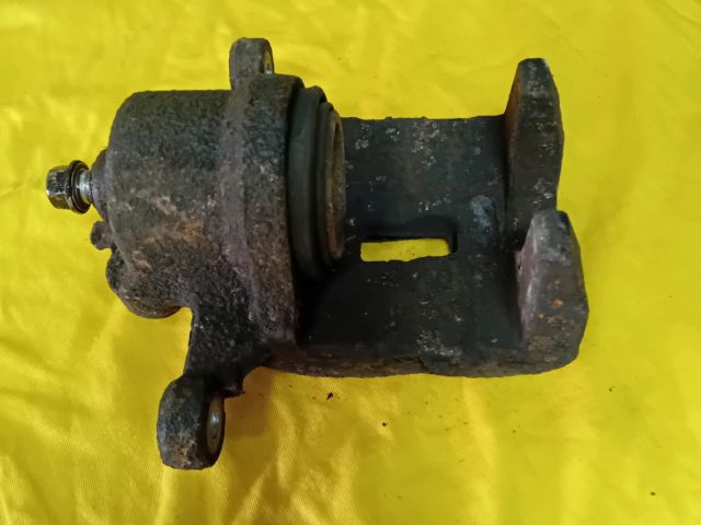 bontott MAZDA CX-7 Bal hátsó Féknyereg Munkahengerrel