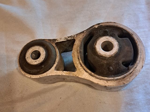 bontott MAZDA CX-7 Billenésgátló Bak