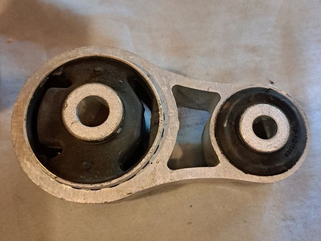 bontott MAZDA CX-7 Billenésgátló Bak