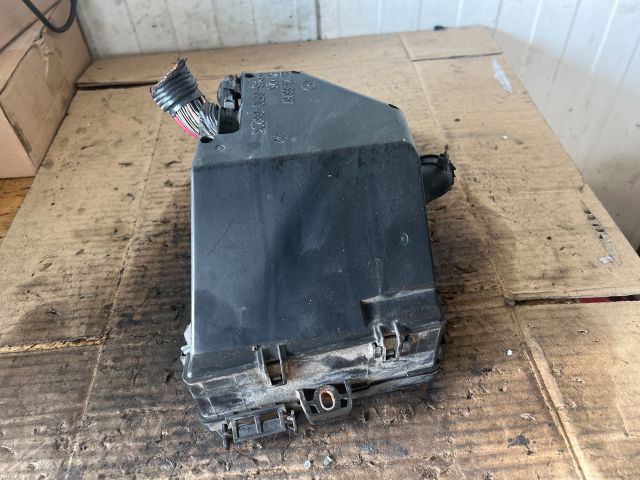 bontott MAZDA CX-7 Biztosítéktábla Motortér