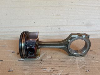 bontott MAZDA CX-7 Dugattyú és Hajtókar