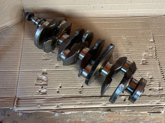 bontott MAZDA CX-7 Főtengely (Magában)