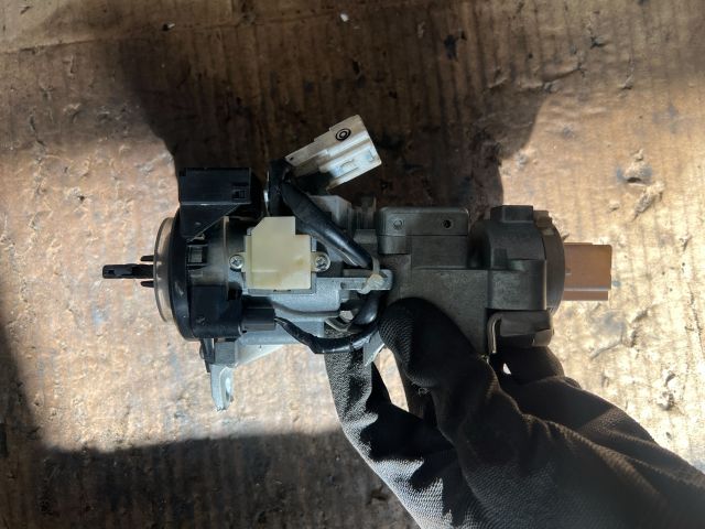 bontott MAZDA CX-7 Gyújtáskapcsoló Házzal