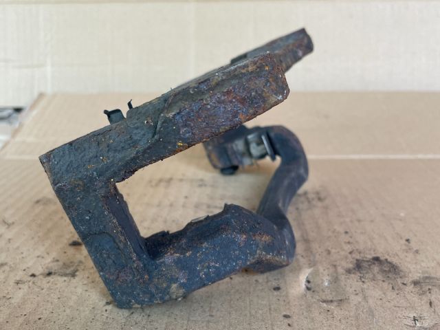 bontott MAZDA CX-7 Jobb első Fékkengyel