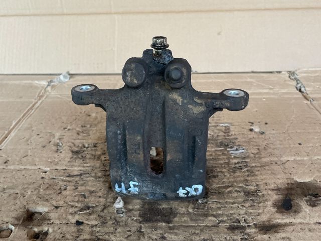 bontott MAZDA CX-7 Jobb hátsó Féknyereg Munkahengerrel