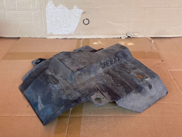 bontott MAZDA CX-7 Jobb Motorburkolat