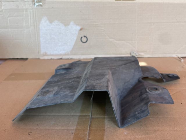 bontott MAZDA CX-7 Jobb Motorburkolat