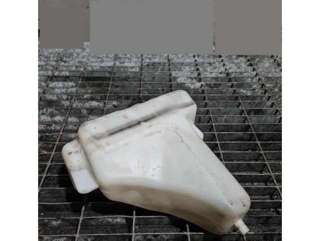 bontott MAZDA CX-7 Kiegyenlítő Tartály