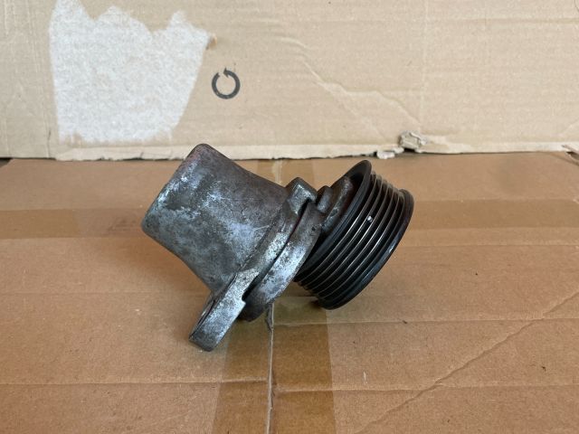 bontott MAZDA CX-7 Szíjfeszítő Görgő