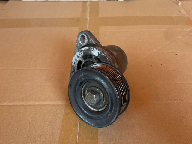 bontott MAZDA CX-7 Szíjfeszítő Görgő