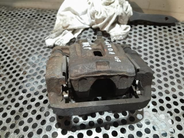 bontott MAZDA CX-7 Jobb első Féknyereg Munkahengerrel