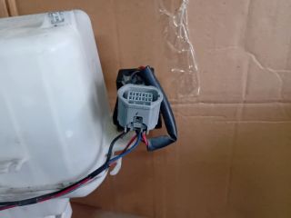 bontott MAZDA CX-7 Ablakmosó Tartály