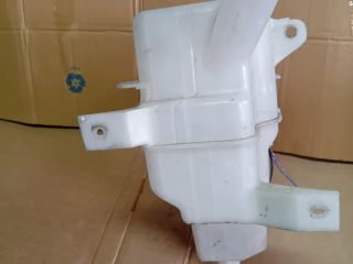 bontott MAZDA CX-7 Ablakmosó Tartály