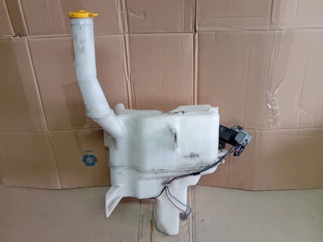 bontott MAZDA CX-7 Ablakmosó Tartály