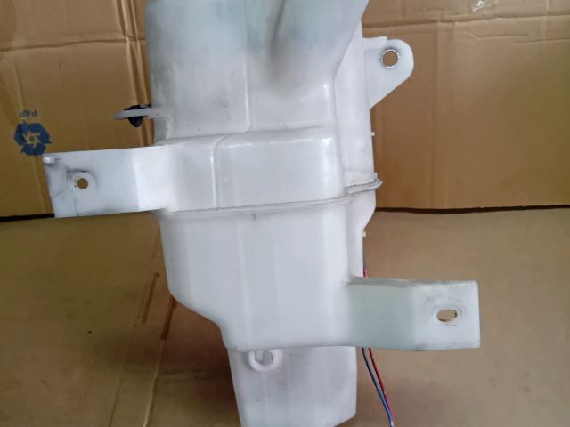 bontott MAZDA CX-7 Ablakmosó Tartály