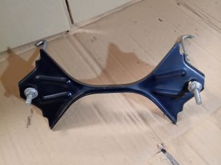 bontott MAZDA CX-7 Akkumulátor Leszorító