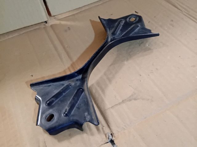 bontott MAZDA CX-7 Akkumulátor Leszorító