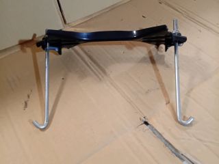 bontott MAZDA CX-7 Akkumulátor Leszorító